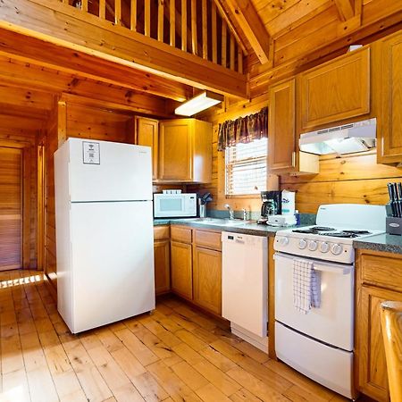 Вилла Pin Oak Cabin, Unit 241 Пиджен-Фордж Экстерьер фото